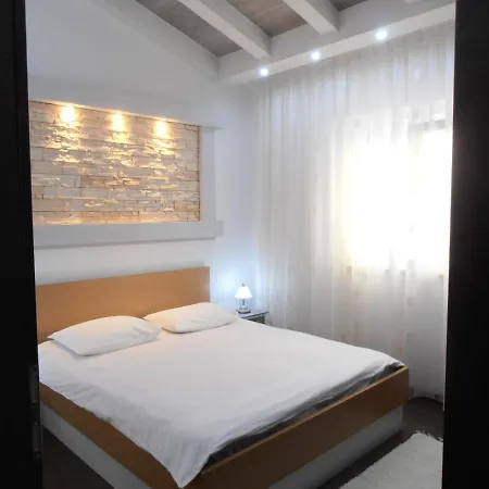 Apartman Ines 1 Pula Exterior foto