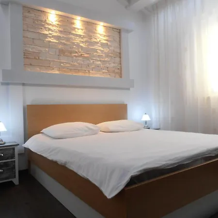 Apartman Ines 1 Pula Exterior foto